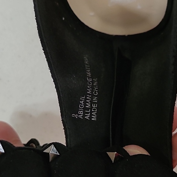 💥3for$12💥 Steve Harvey Celebrity Edition black suede ankle strap heels size 9 - Picture 6 of 10